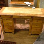 332 8140 WRITING DESK